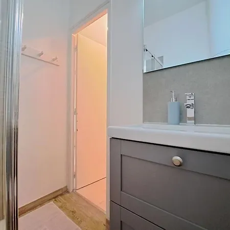 Miami - Studio Neuf Apartmán *